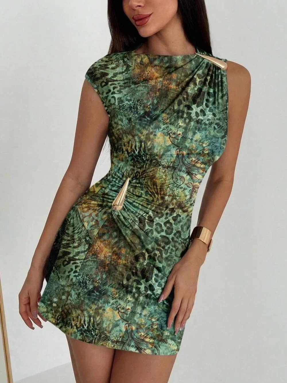 Aloruh Women's Elegant Green Tie Dye Leopard Print Metal Decor Ruched Umbrella